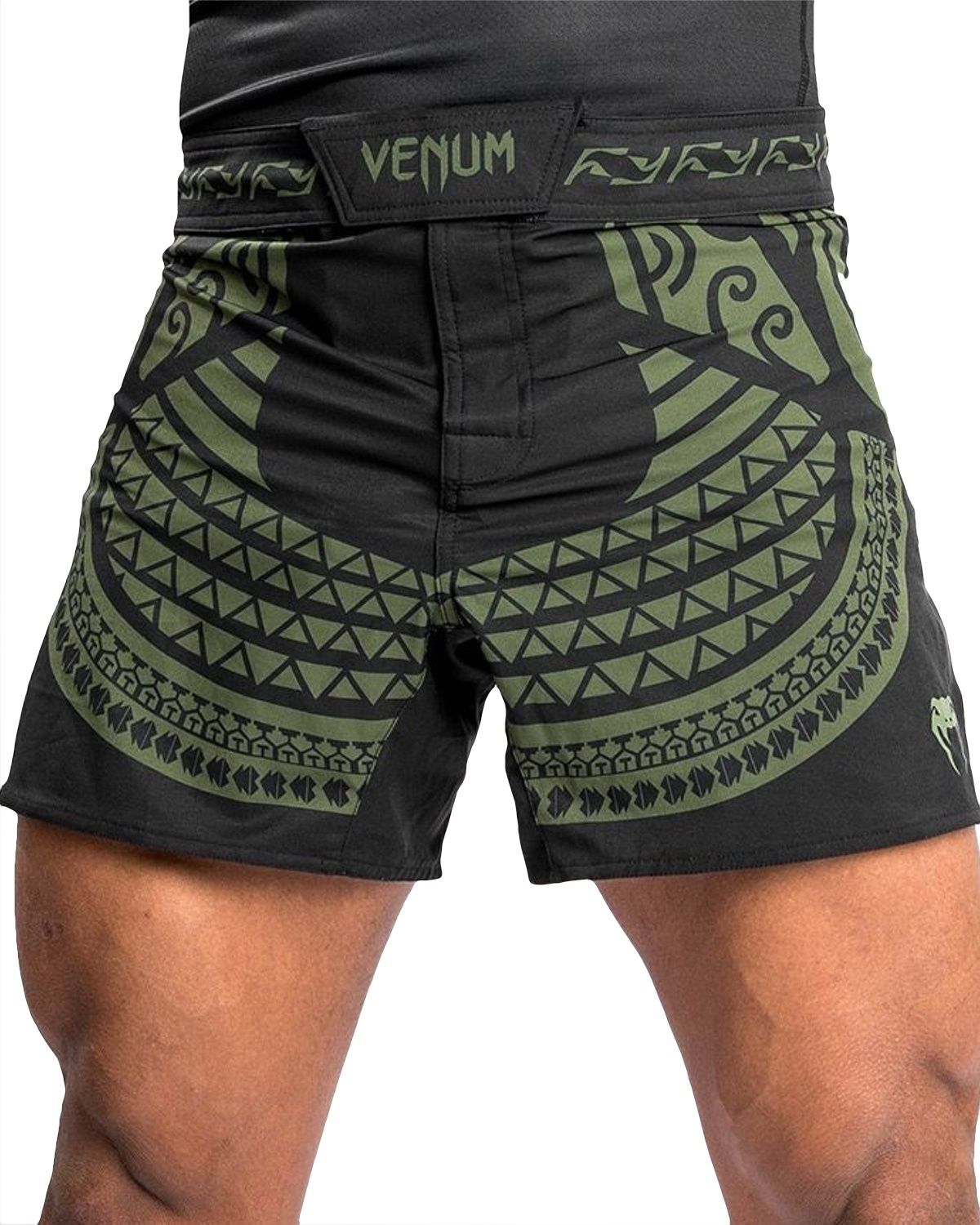 Venum Nakahi Fightshorts (Black/Khaki)